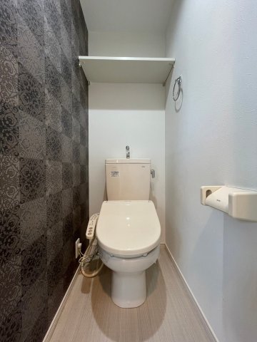 トイレ　別号室イメージの為、現状を優先致します。