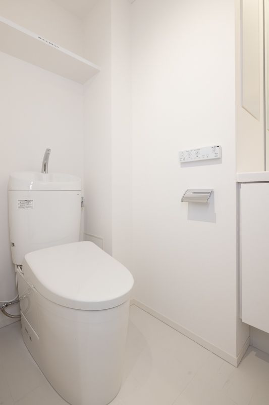 トイレ　落ち着いたトイレです