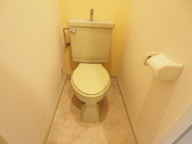 トイレ　落ち着いたトイレです