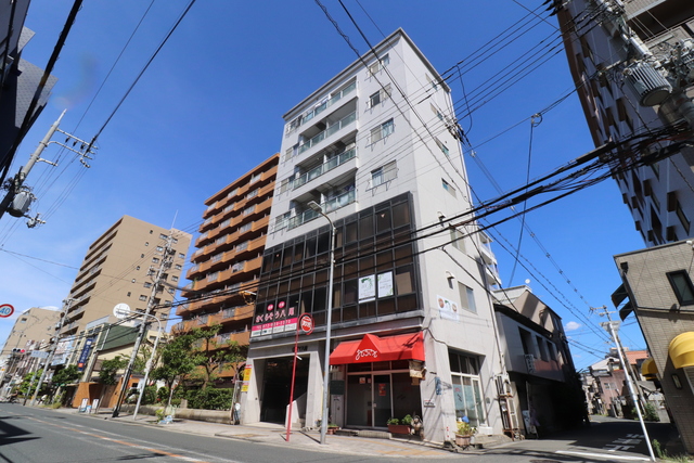 建物外観　シティ八尾