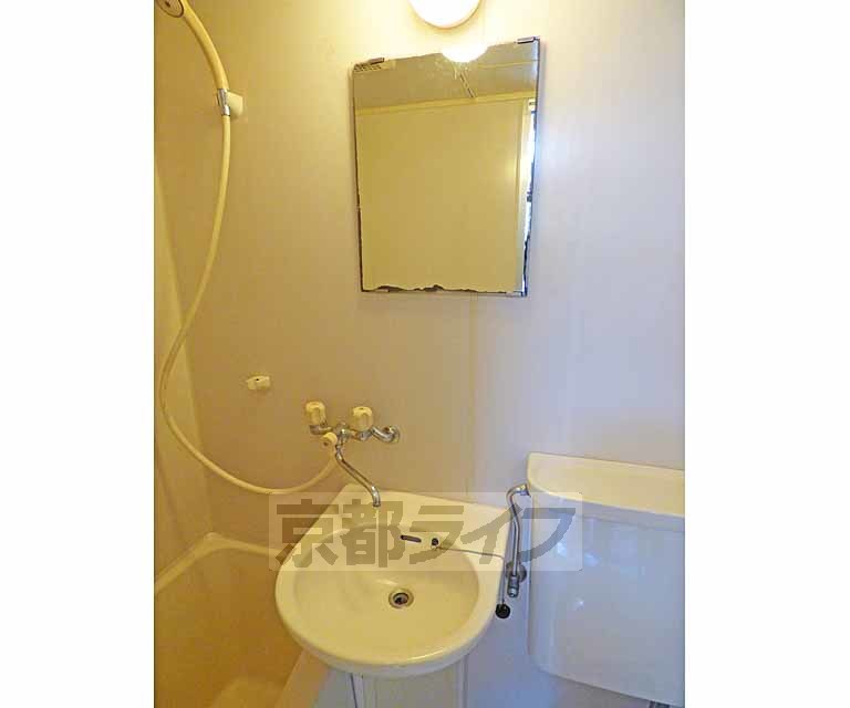 洗面設備　洗面器です。