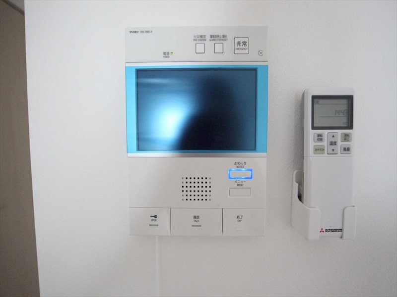 セキュリティ　TVモニター付きインターホン完備