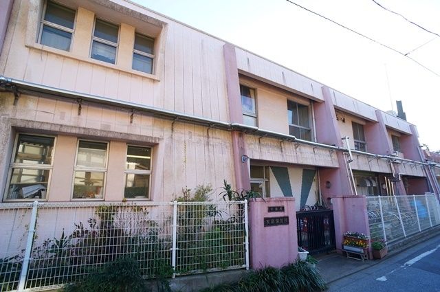 幼稚園・保育園　千葉市亥鼻保育所（幼稚園・保育園）まで998m