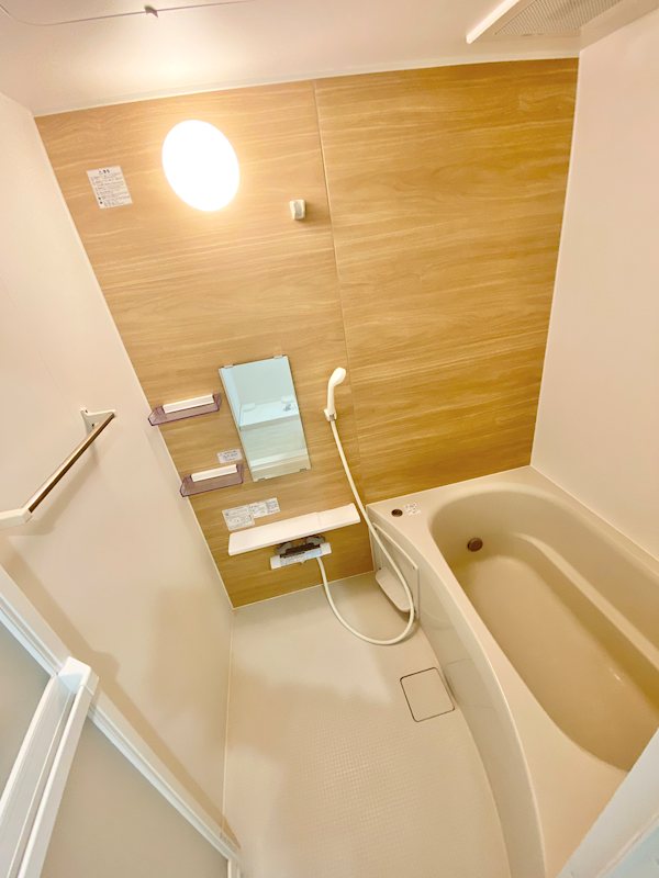 バス・シャワールーム　追い炊き機能付