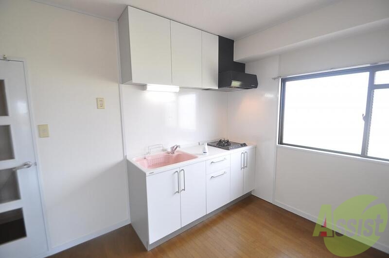 キッチン　システムキッチンは広々と使えて、お料理が楽しくなります。