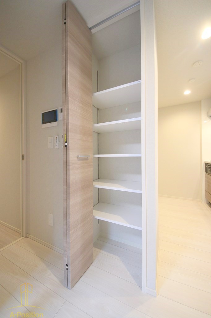 収納　IBC Residence West