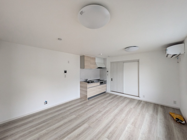 居室・リビング　※建築中の写真です