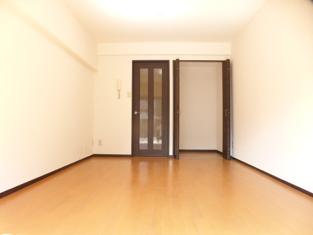 居室・リビング　内観1※別部屋参考写真