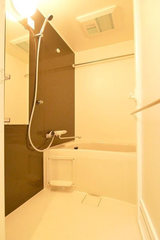 バス・シャワールーム　☆ゆっくりくつろげるお風呂☆