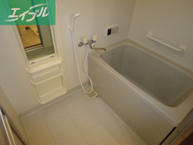 バス・シャワールーム　浴室