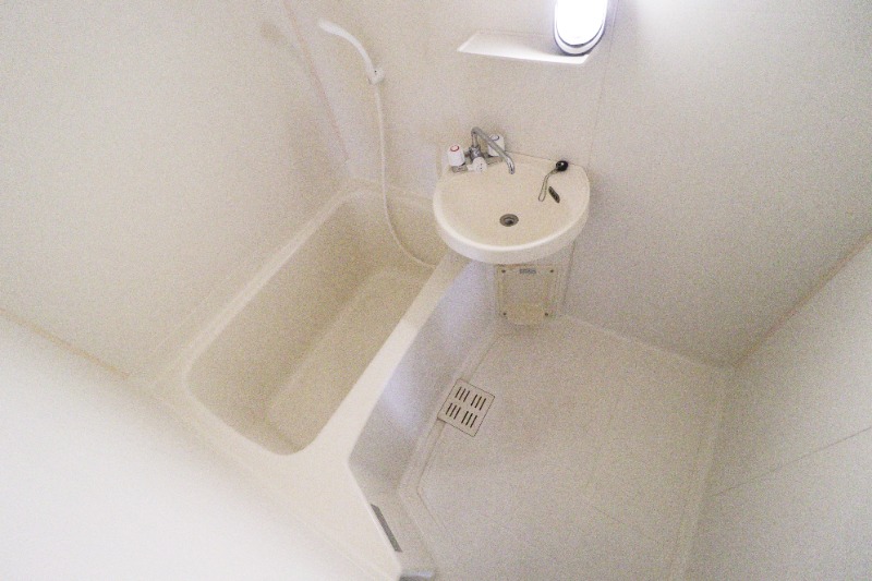 バス・シャワールーム　図面と現状に相違がある場合には現状を優先