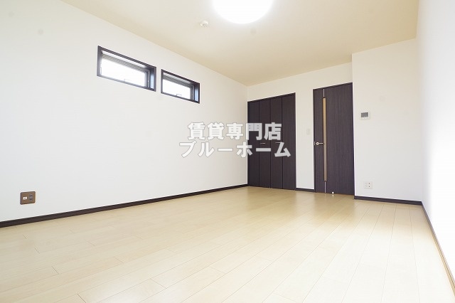 居室・リビング　明るい室内！