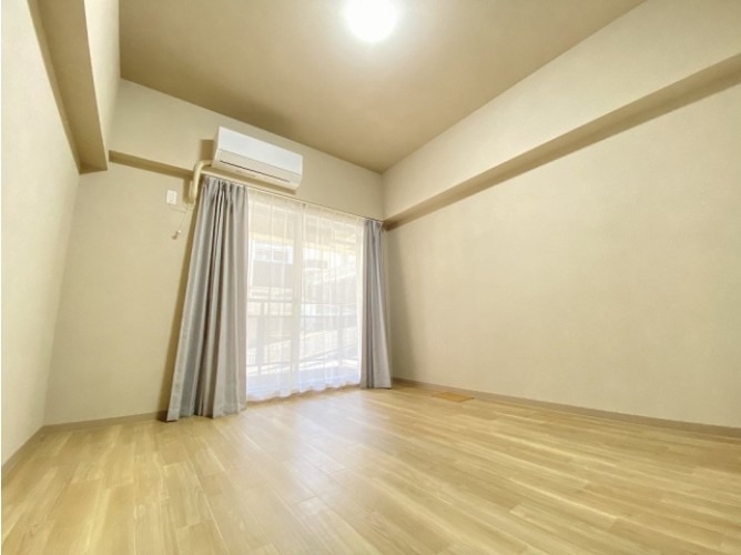 居室・リビング　一人暮らしにはちょうど良い広さです