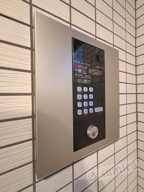 エントランス　オートロック・宅配ボックス便利です♪♪