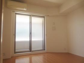 居室・リビング　居室