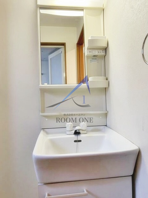 洗面設備　洗面台です。