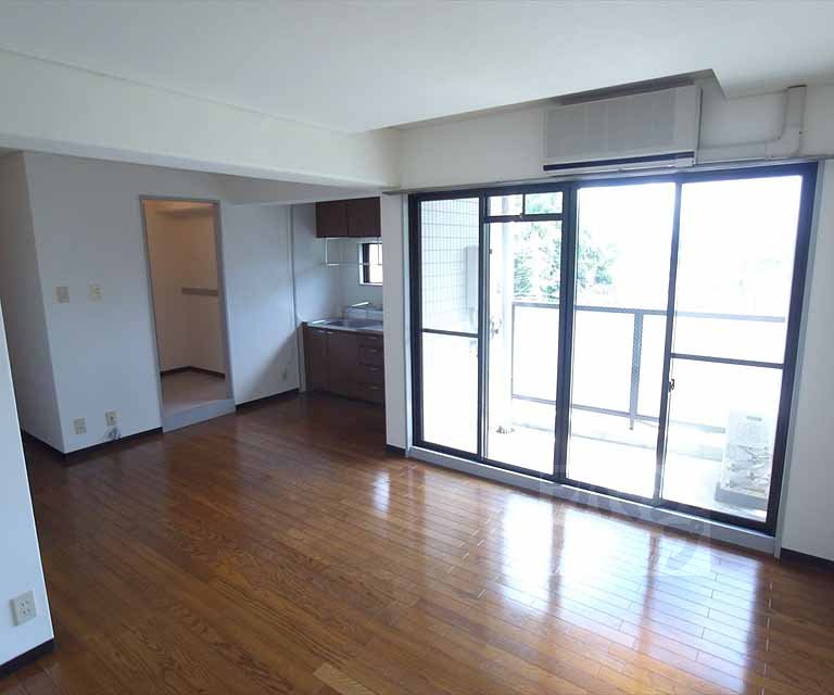 居室・リビング　リビング