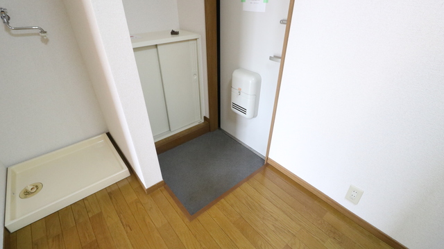 玄関　※別室参考写真