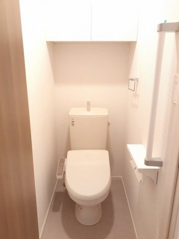 トイレ　ゆったりとした空間のトイレです