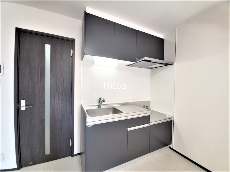 キッチン　大きなシンクが特徴の独立キッチン