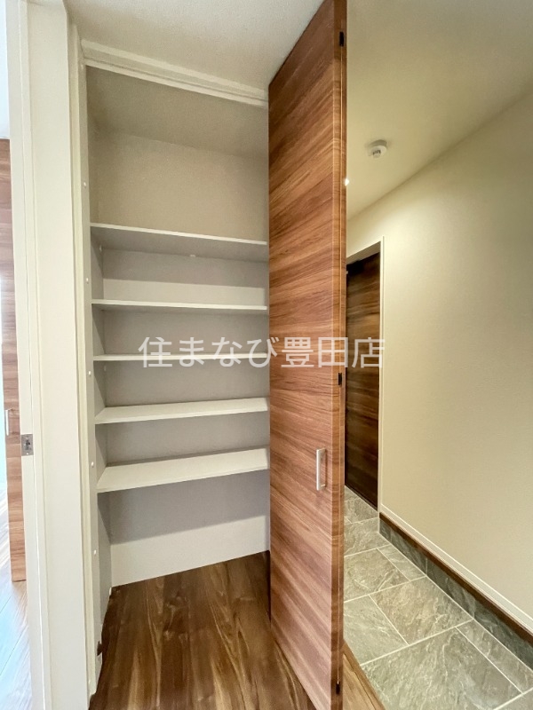 収納　同型別部屋写真