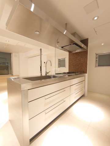 キッチン　コートモデリア広尾