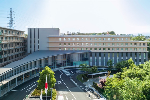 病院　医療法人社団三成会新百合ヶ丘総合病院（病院）まで1785m