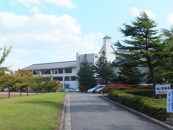 高校・高専　秋田県立本荘高校（高校・高専）まで3167m