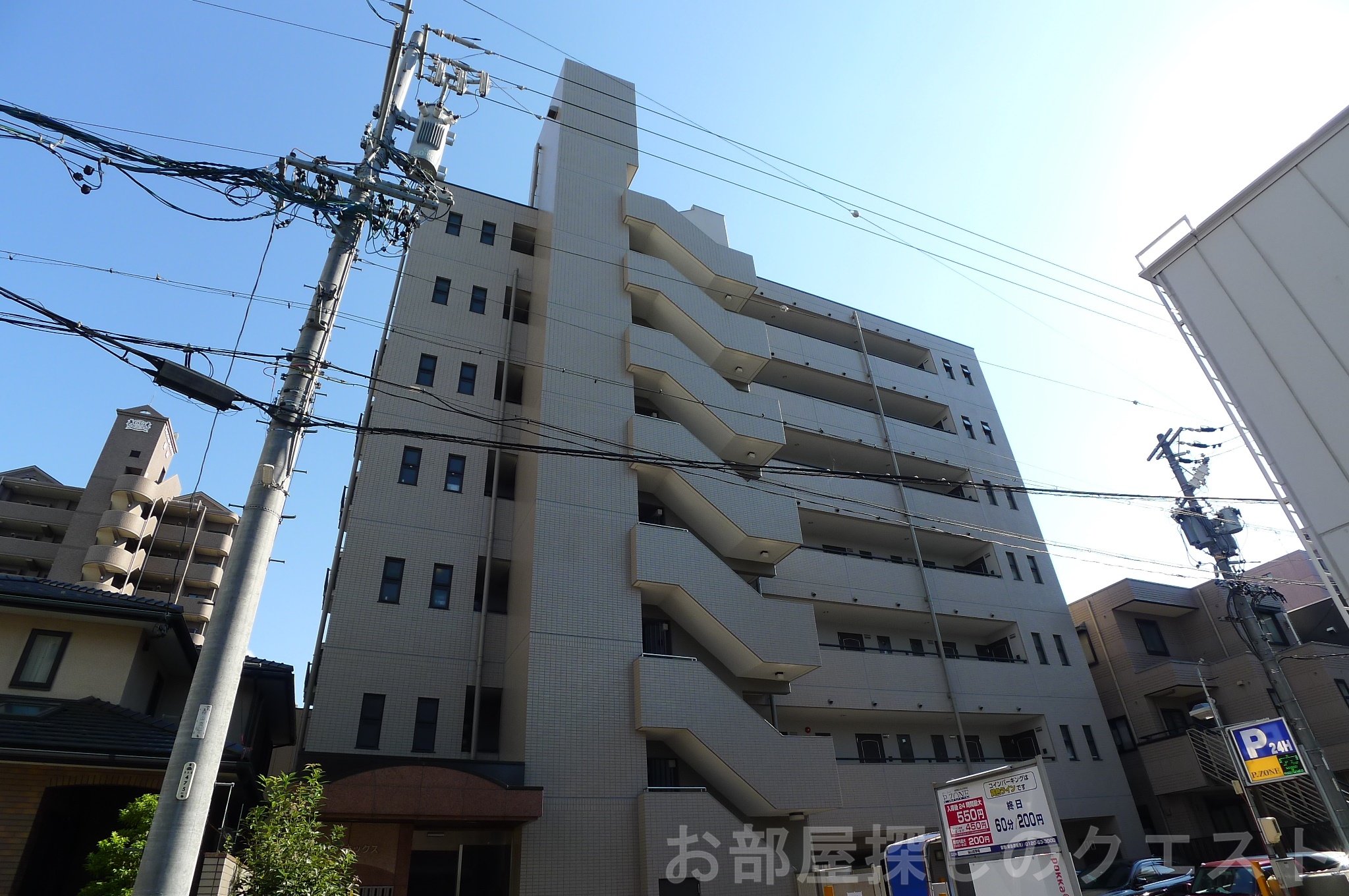 建物外観　オートロック付マンション