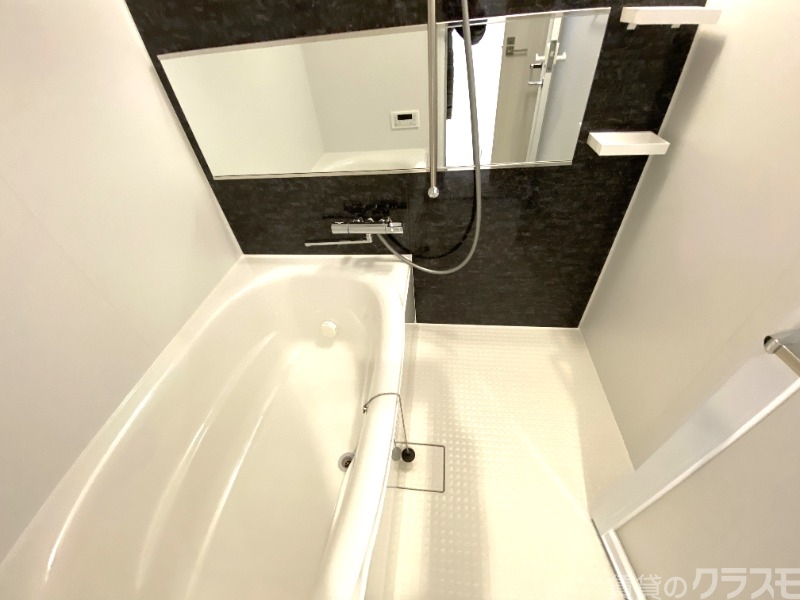 バス・シャワールーム　一日のお疲れをお取りください。