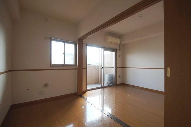 その他部屋・スペース　採光部も多く日当たり良好です