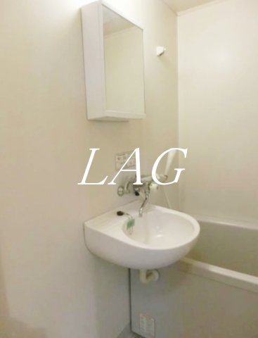 洗面設備　洗面台です。