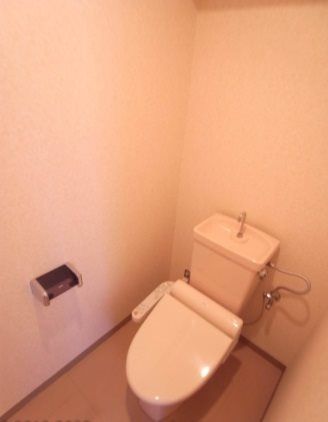 トイレ　※同仕様写真です