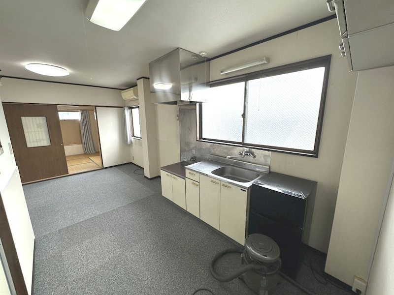その他部屋・スペース　角部屋につき明るい室内