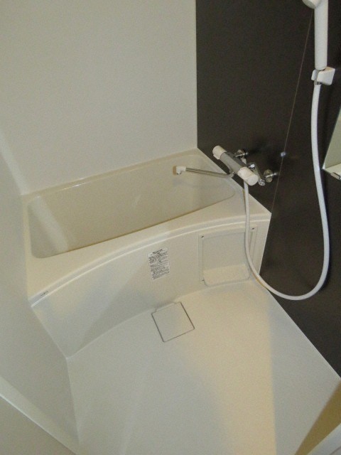 バス・シャワールーム　きれいなバスルーム