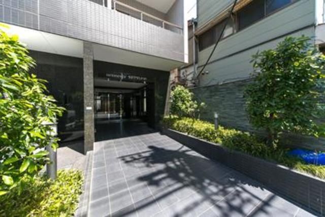 エントランス　建物の内部です