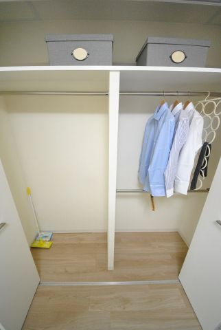 収納　アーバネックス心斎橋II　クローゼット