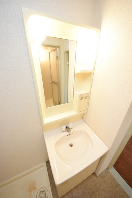 洗面設備　～ハミガキ、ハミガキ～