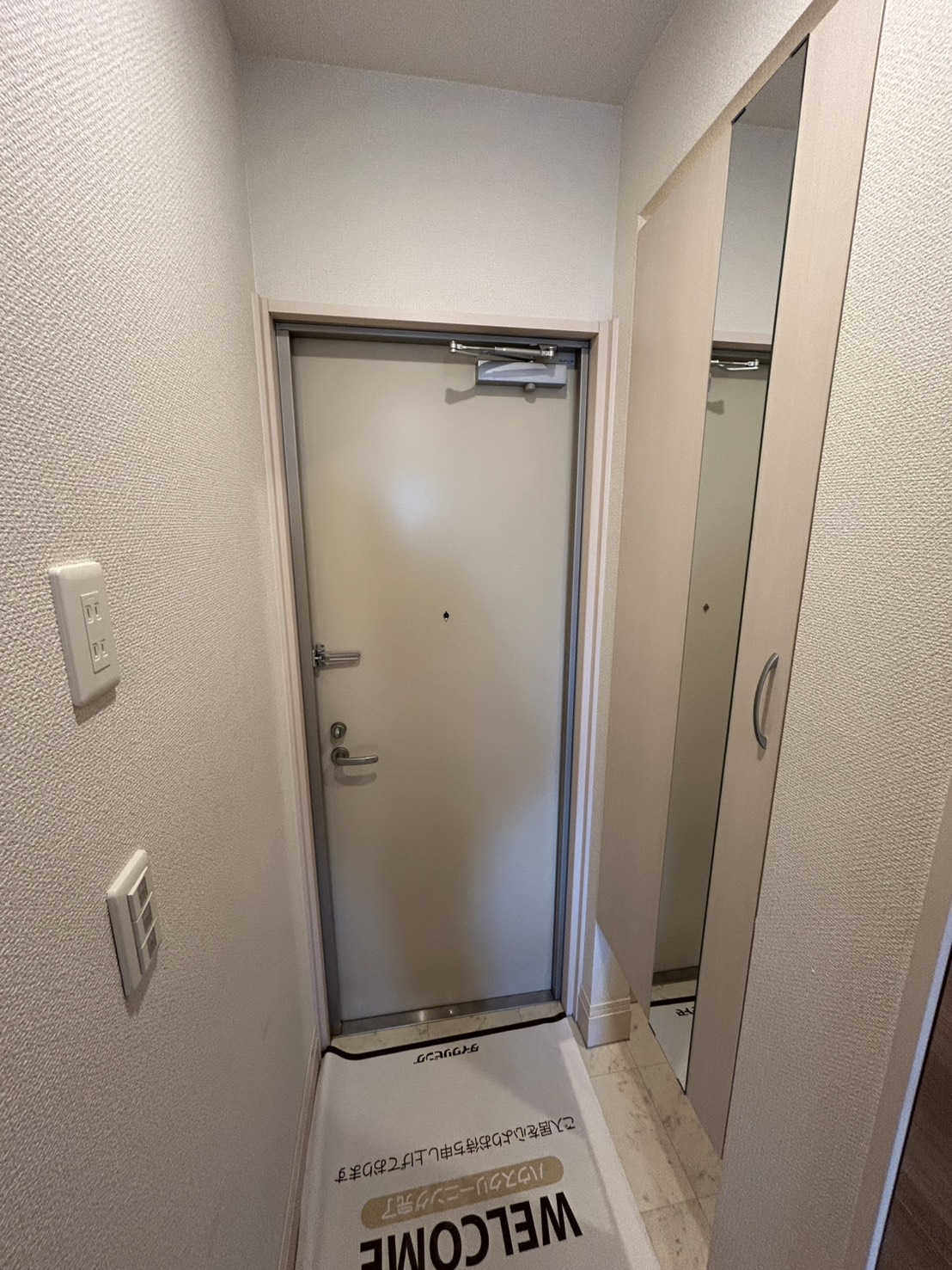 玄関　同間取り別号室参照