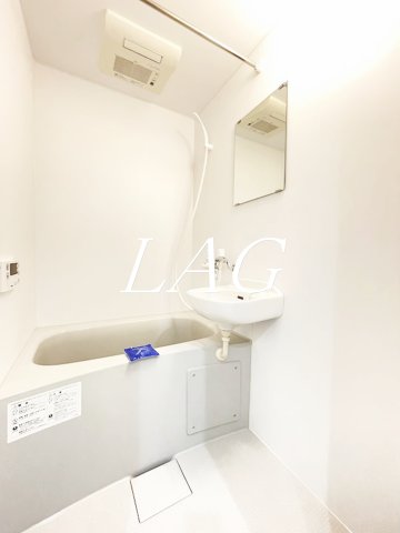 バス・シャワールーム　お風呂です。