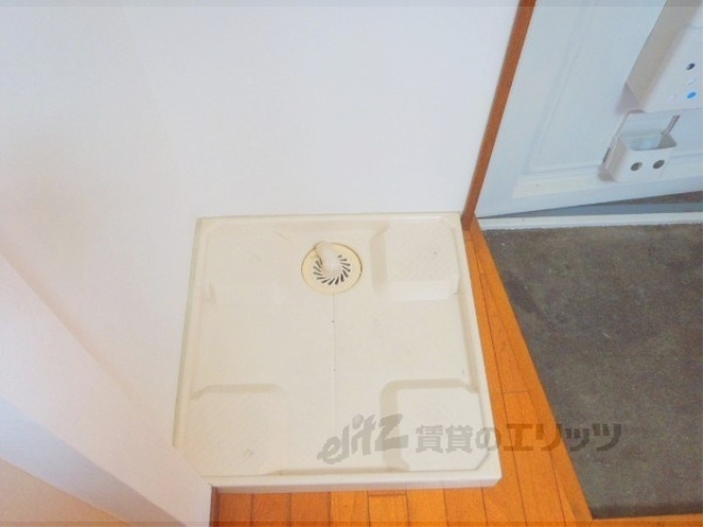 その他部屋・スペース　室内に洗濯機置けます