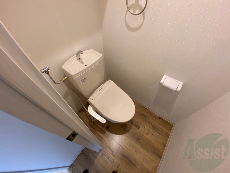 トイレ　トイレです。ウォシュレット付を探している方、おすすめです。