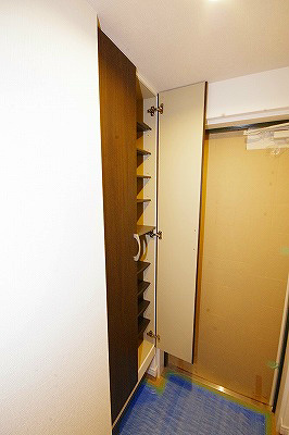 エントランス　シューズボックス