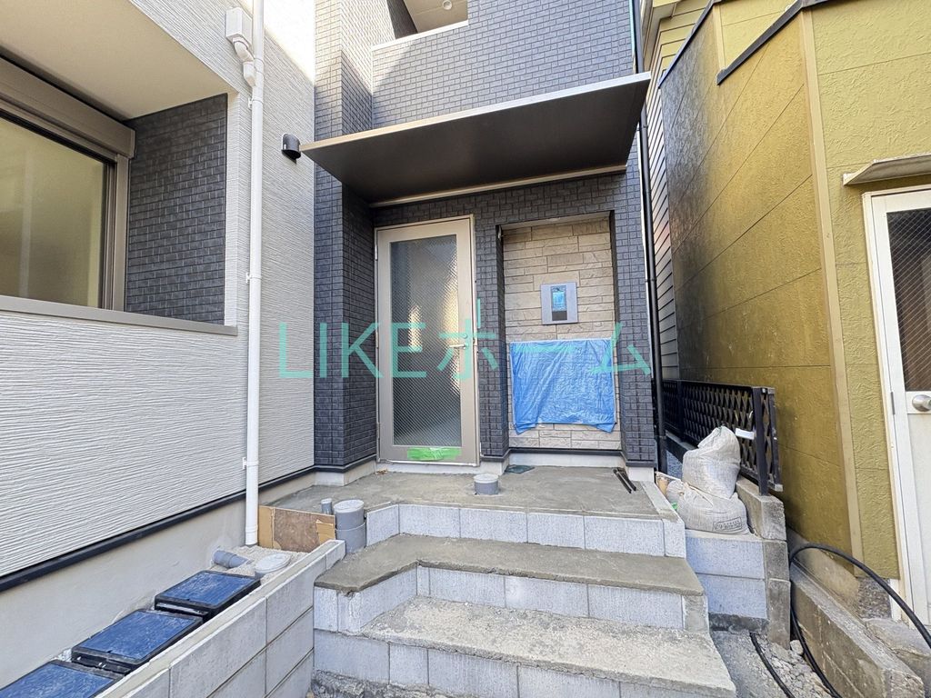 エントランス　エントランス