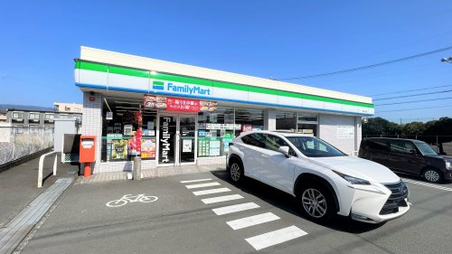 コンビニ　ファミリーマート 長泉中土狩店（コンビニ）まで168m