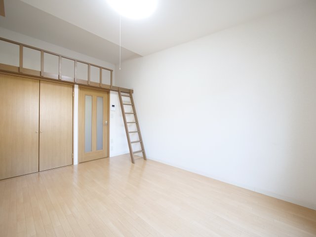 居室・リビング　※写真は別の部屋のものです。