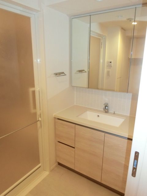 洗面設備　★独立洗面台★