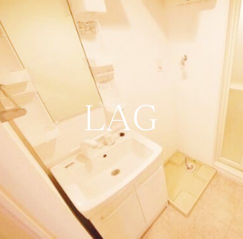 洗面設備　洗面台です。