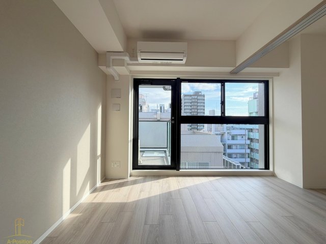 居室・リビング　コンフォリア・リヴ桜川ソルテラス