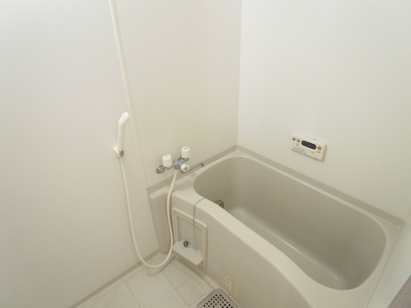 バス・シャワールーム　類似写真の為、現状優先させて頂きます。